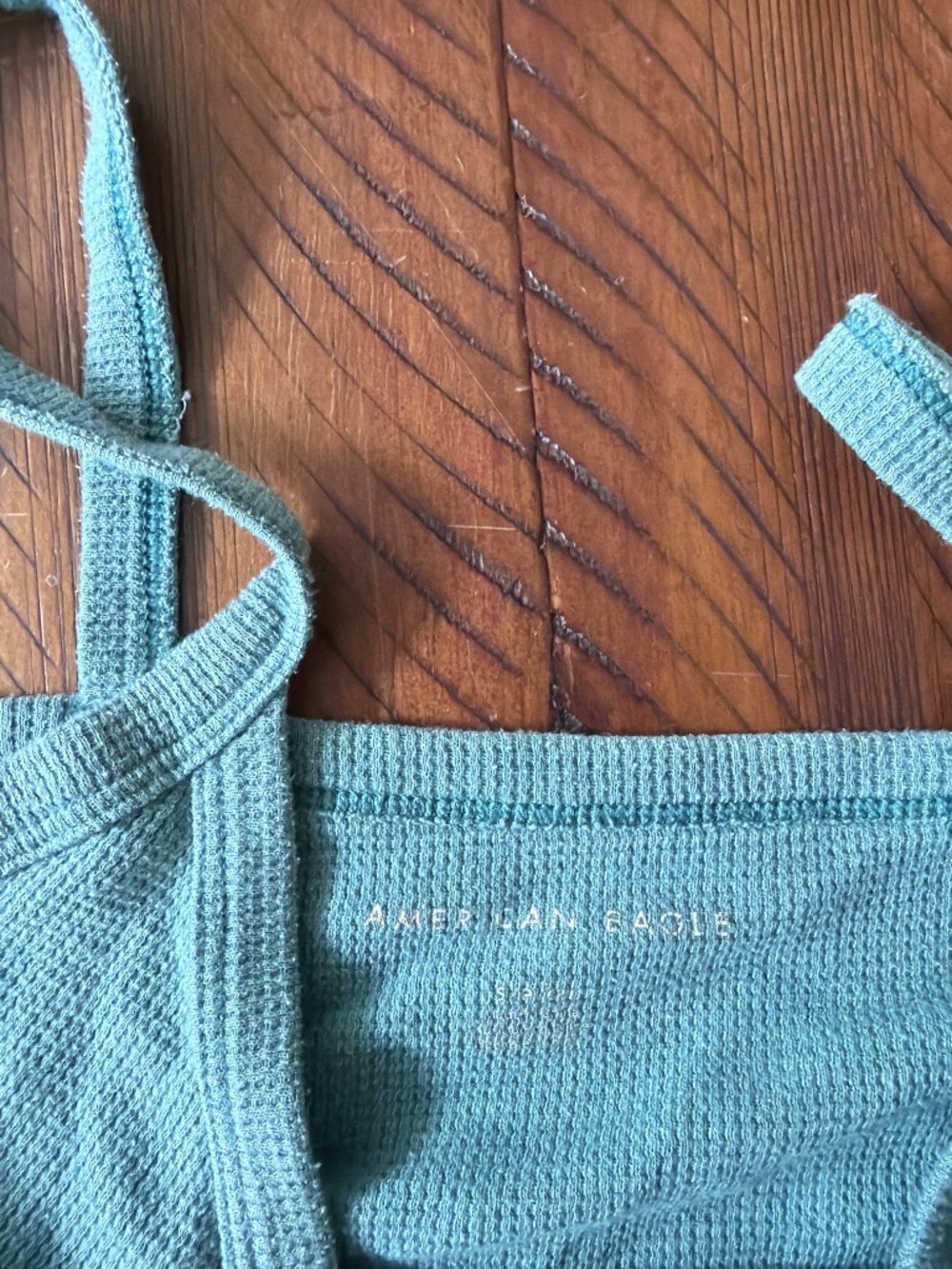 Women’s American Eagle Tank Bundle 3 Tops 2 Medium one small - Picture 7 of 7